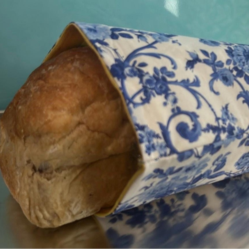 Eco-friendly and sustainable beeswax bread bag